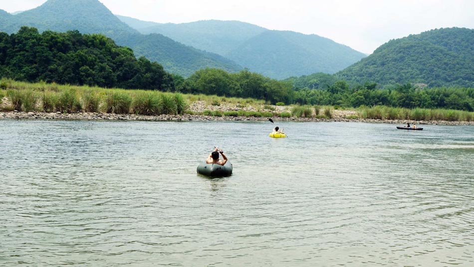 Genießen Sie Ihren Urlaub mit unserem ultraleichten Packraft
